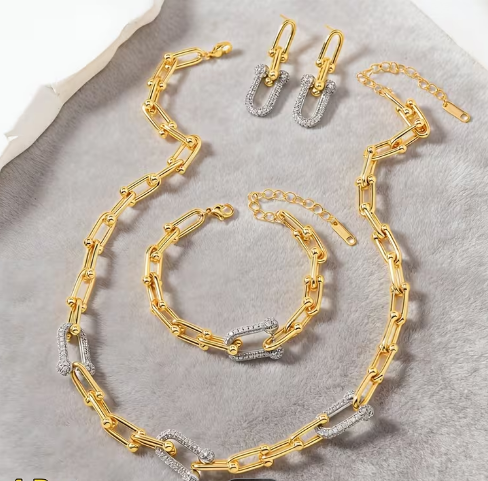 4pcss U-Shaped Necklace Pendant